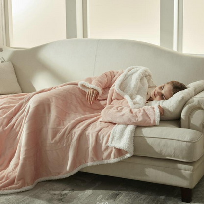 Aurelle™ Heat Hug Blanket